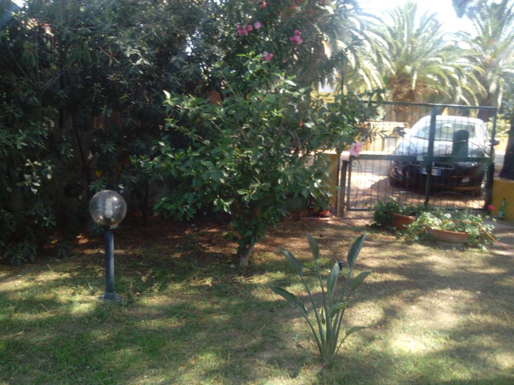 Casa Lory Villa Villasimius Exterior foto